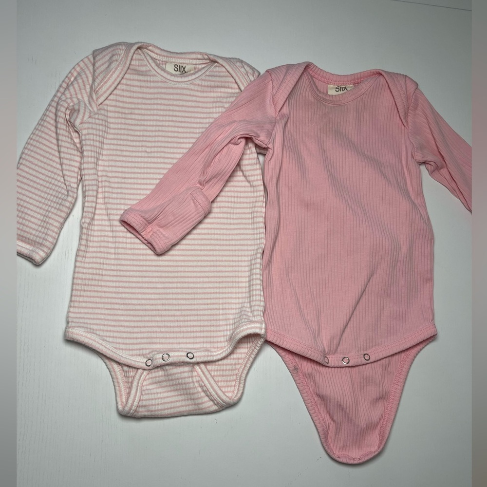 Spearmint LOVE long sleeve onesie bundle